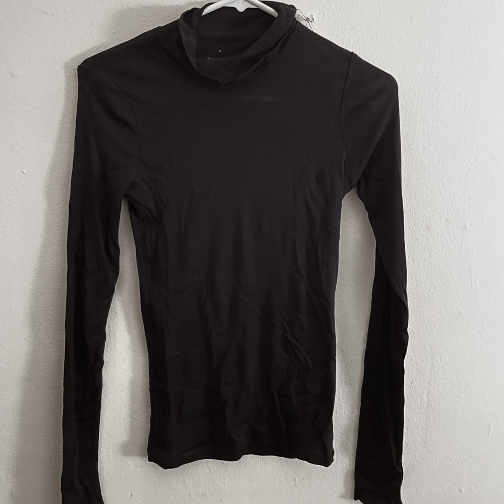 Everlane Turtleneck